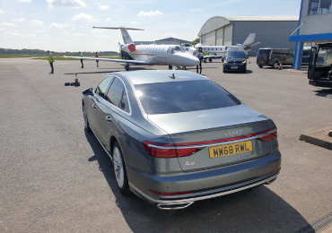 Executive transfers car Audi A8