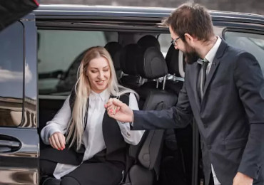 Executive corporate chauffeurs